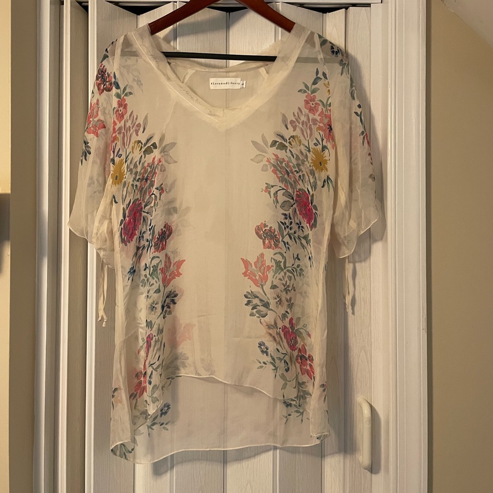 Johnny Was 4 Love And Liberty Ivory Floral Silk Top. Gorgeous! NWOT